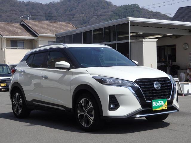 NISSAN KICKS X