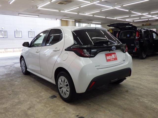 TOYOTA YARIS HYBRID X