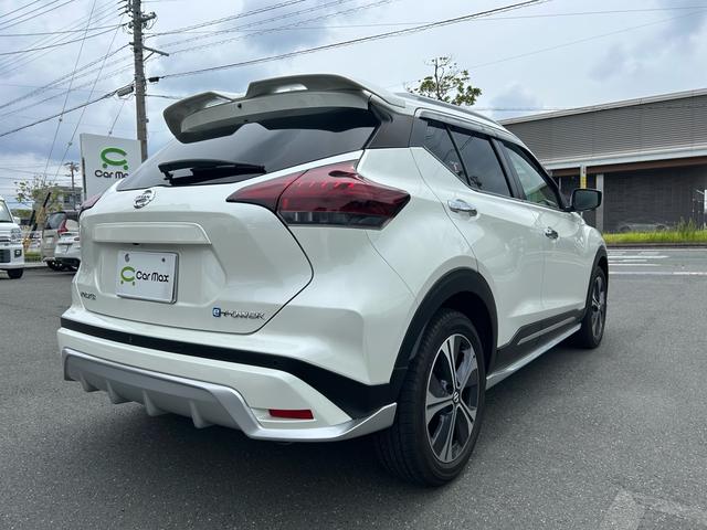 NISSAN KICKS X TWO TONE INTERIOR EDITION