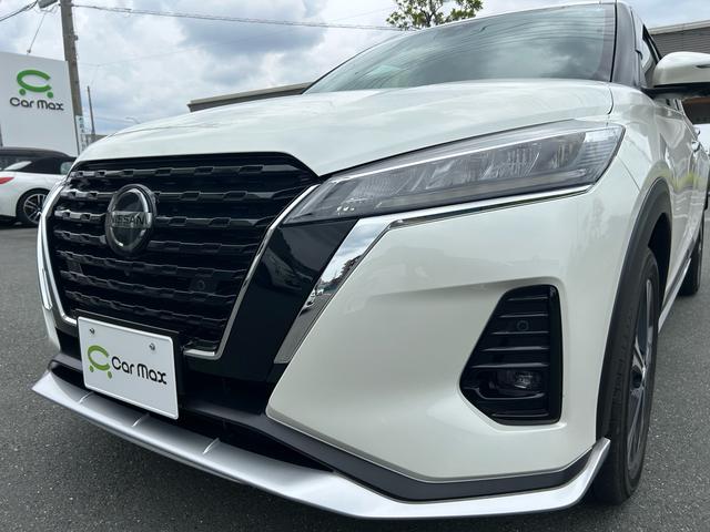NISSAN KICKS X TWO TONE INTERIOR EDITION