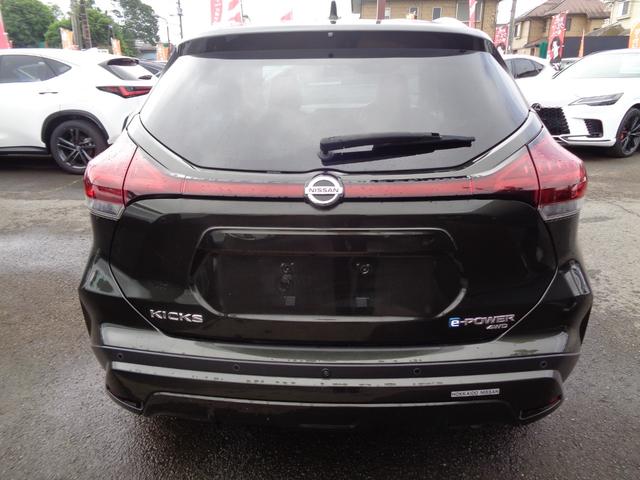 NISSAN KICKS X FOUR STYLE EDITION