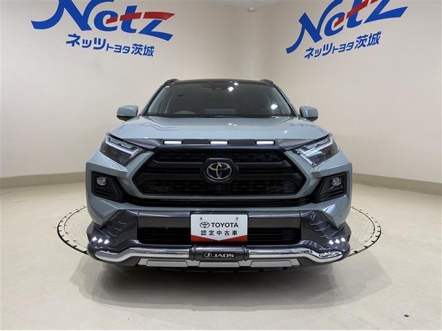 TOYOTA RAV4 HYBRID ADVENTURE