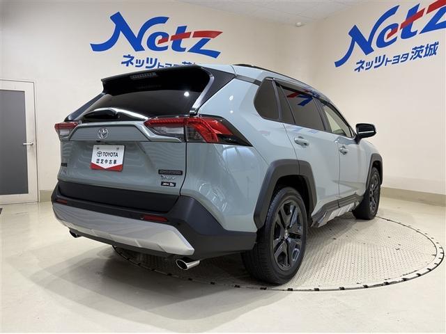 TOYOTA RAV4 HYBRID ADVENTURE