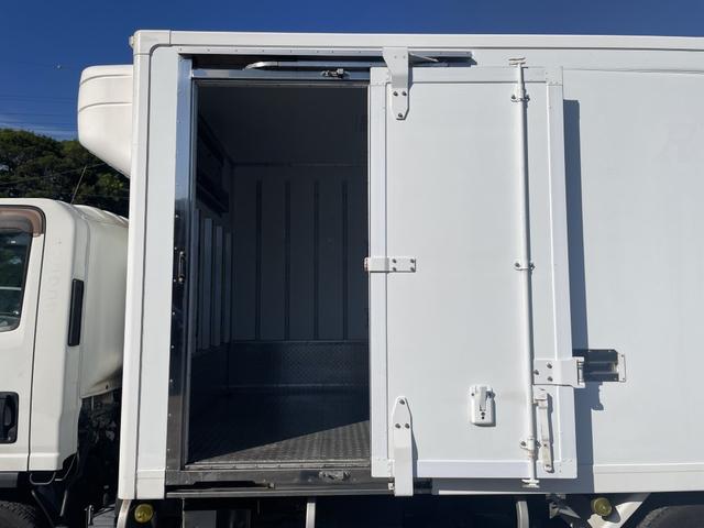 ISUZU ELF TRUCK