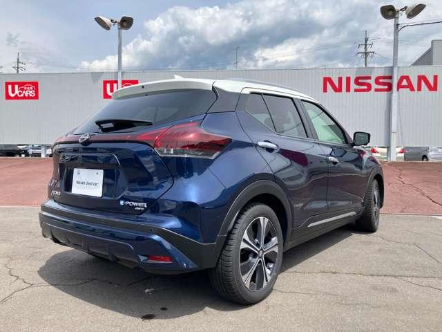 NISSAN KICKS X FOUR