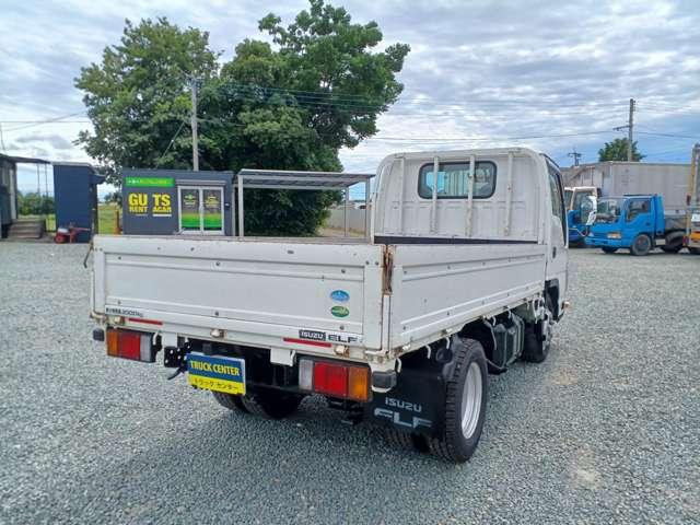 ISUZU ELF TRUCK FULL FLATLOW