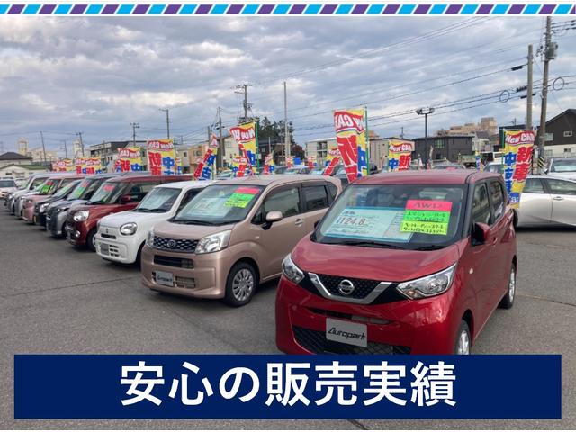 NISSAN KICKS X FOUR