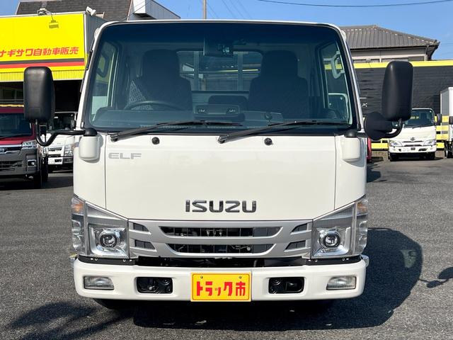ISUZU ELF TRUCK FULL FLATLOW