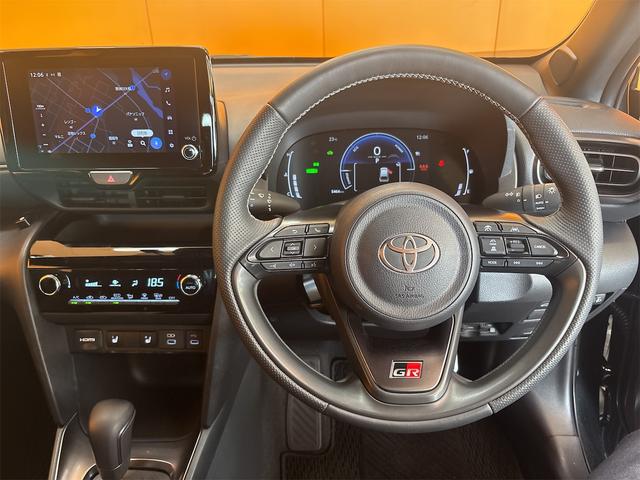 TOYOTA YARIS CROSS HYBRID GR SPORT