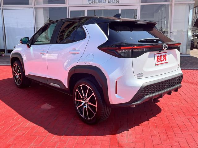 TOYOTA YARIS CROSS HYBRID GR SPORT