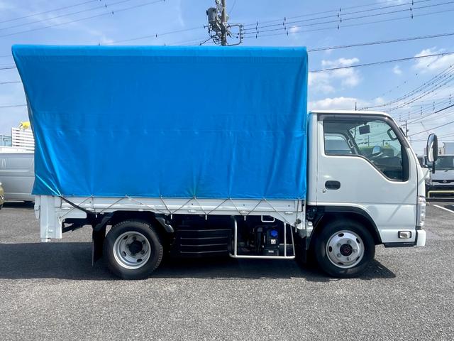 ISUZU ELF TRUCK FLATLOW