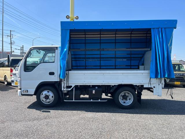 ISUZU ELF TRUCK FLATLOW