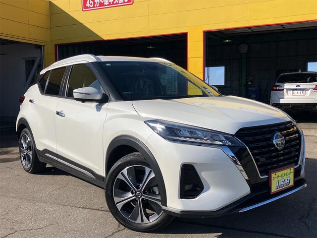 NISSAN KICKS X FOUR