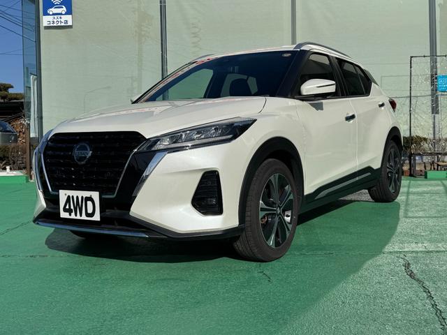 NISSAN KICKS X FOUR