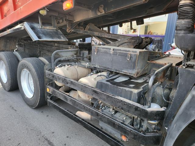 ISUZU GIGA