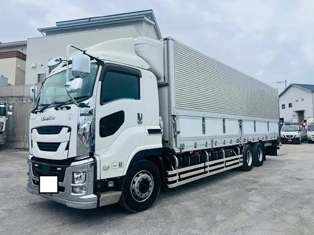 ISUZU GIGA
