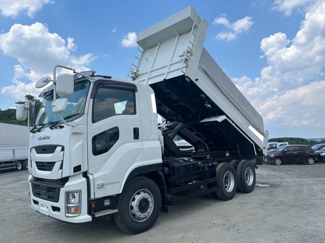 ISUZU GIGA