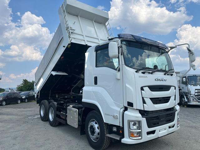 ISUZU GIGA