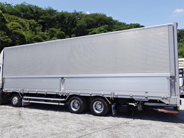 ISUZU GIGA
