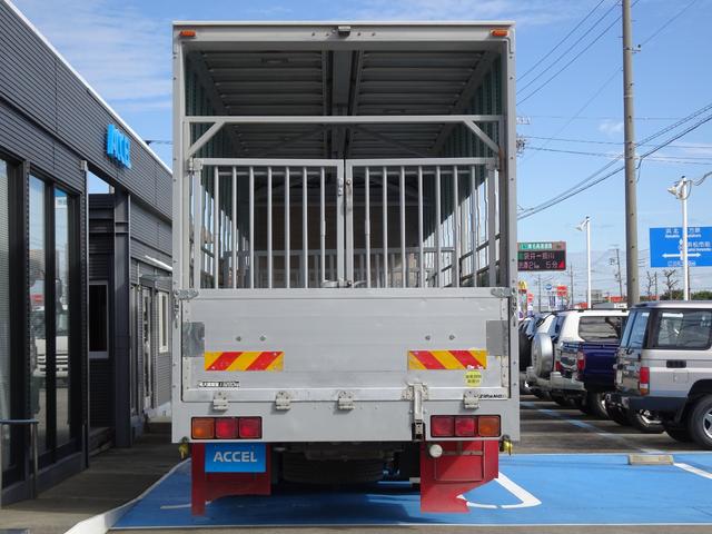 ISUZU GIGA