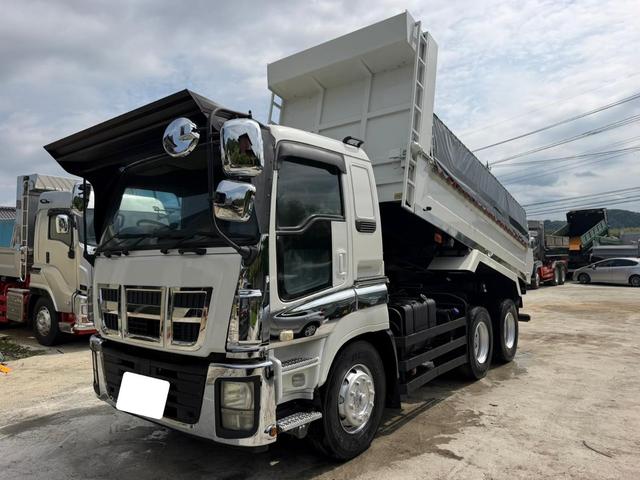 ISUZU GIGA