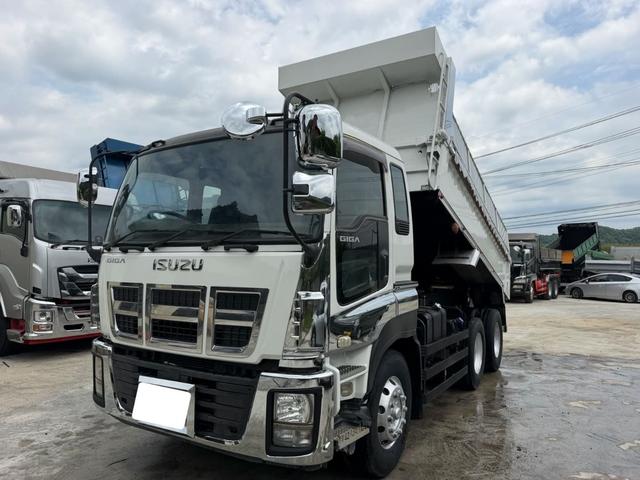 ISUZU GIGA