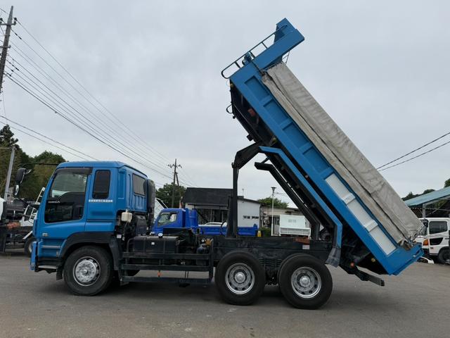 ISUZU GIGA