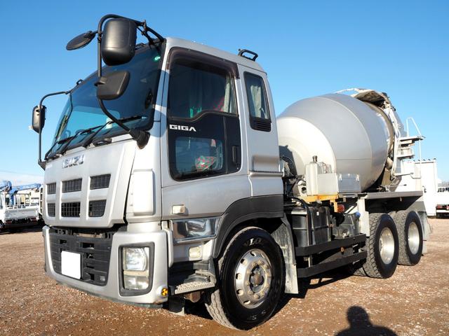 ISUZU GIGA
