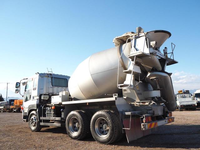 ISUZU GIGA