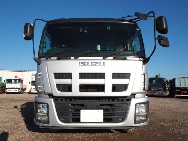 ISUZU GIGA