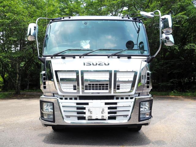 ISUZU GIGA
