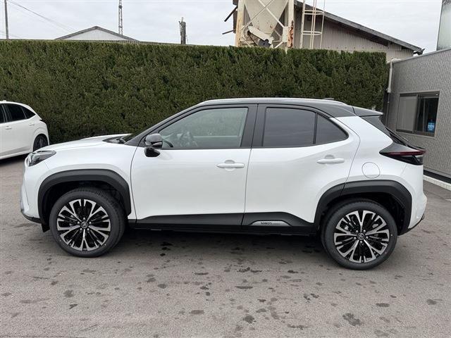 TOYOTA YARIS CROSS HYBRID Z ADVENTURE
