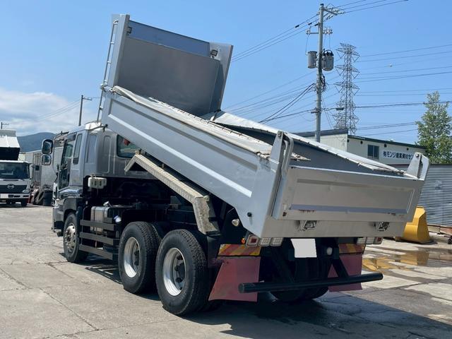 ISUZU GIGA