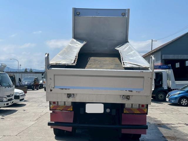 ISUZU GIGA