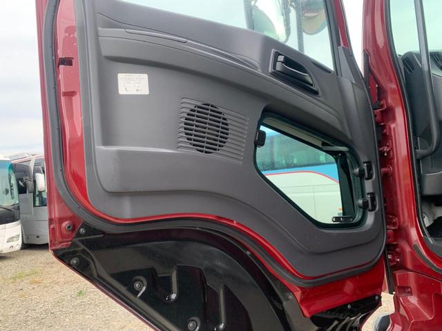 ISUZU GIGA