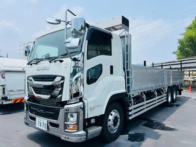 ISUZU GIGA