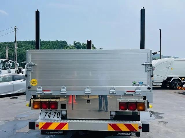 ISUZU GIGA
