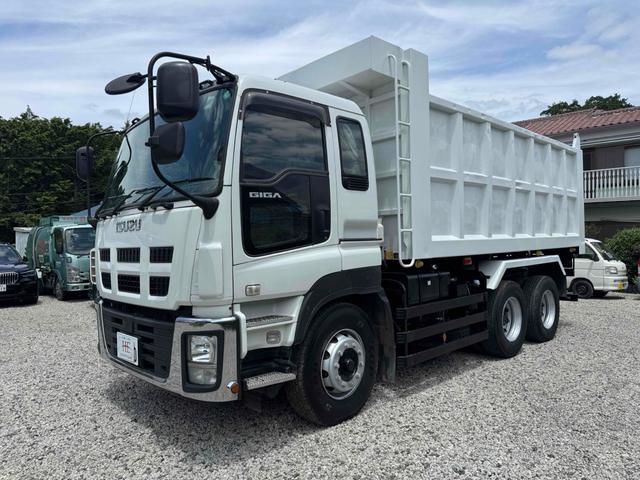 ISUZU GIGA