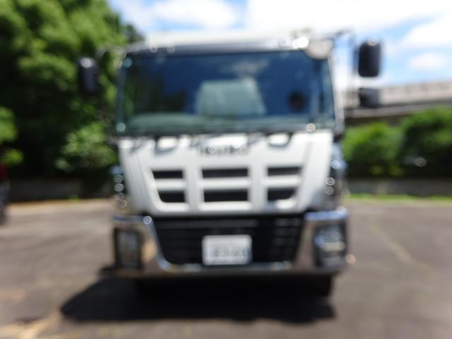 ISUZU GIGA