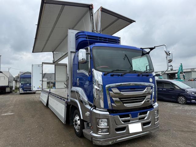 ISUZU GIGA