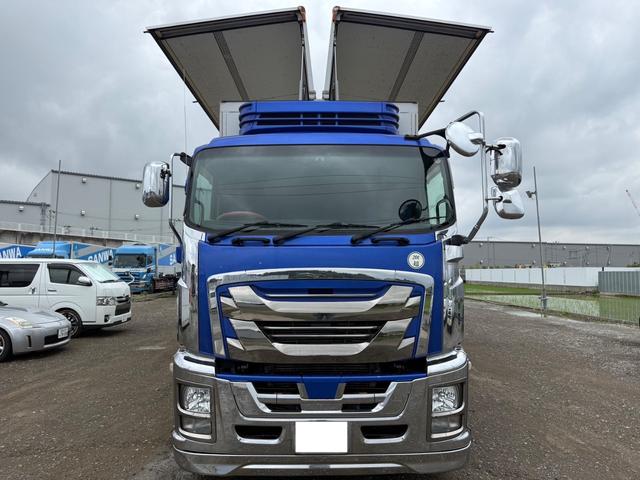 ISUZU GIGA