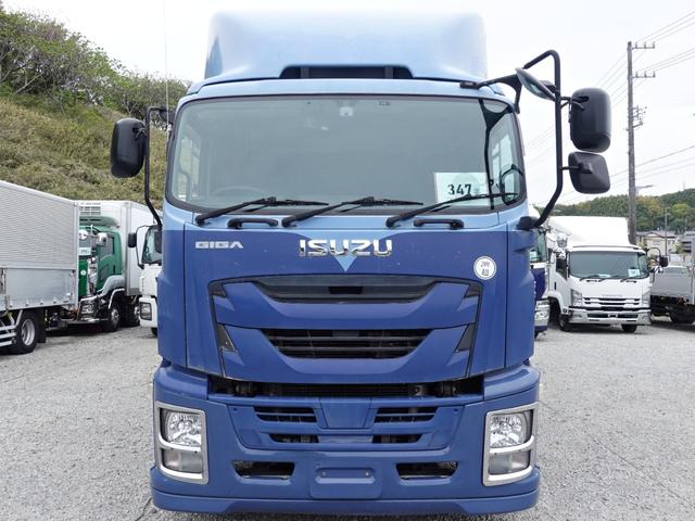 ISUZU GIGA