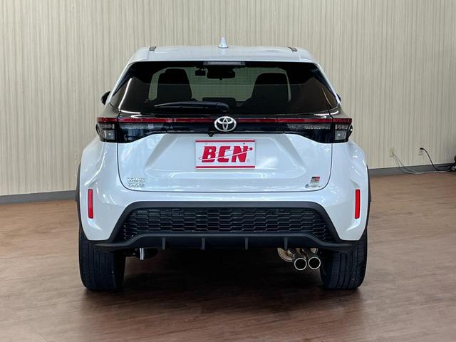 TOYOTA YARIS CROSS HYBRID GR SPORT
