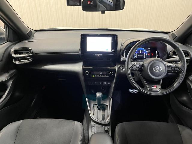 TOYOTA YARIS CROSS HYBRID GR SPORT
