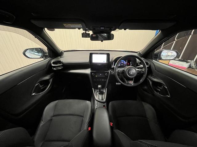 TOYOTA YARIS CROSS HYBRID GR SPORT