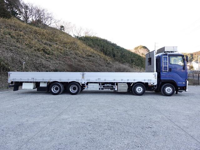 ISUZU GIGA