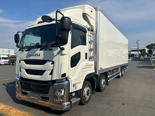ISUZU GIGA