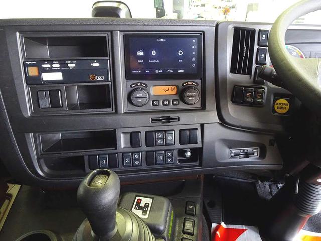 ISUZU GIGA