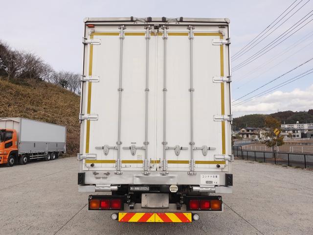 ISUZU GIGA