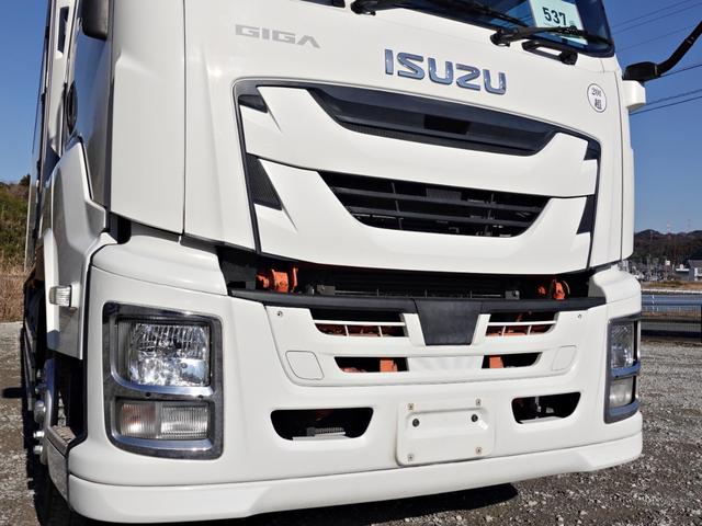 ISUZU GIGA